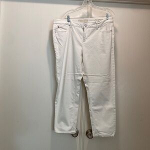 Women’s White Slinky Jeans, Cute and fashionable, Curvy